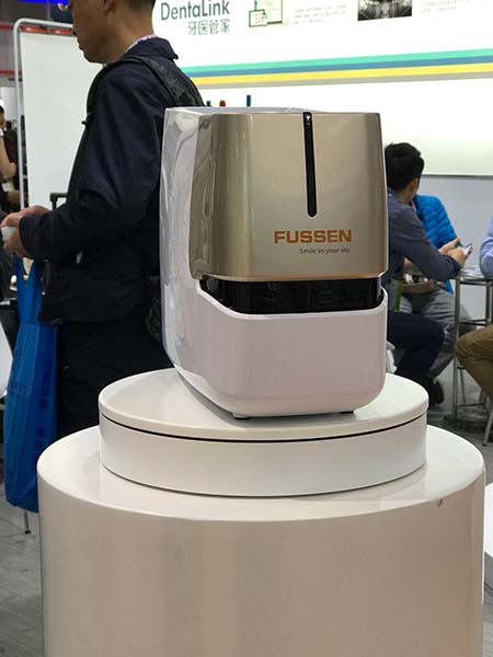 牙智宝-口内影像辅助诊断设备设计-3.jpg 牙智宝-口内影像辅助诊断设备设计-3.jpg